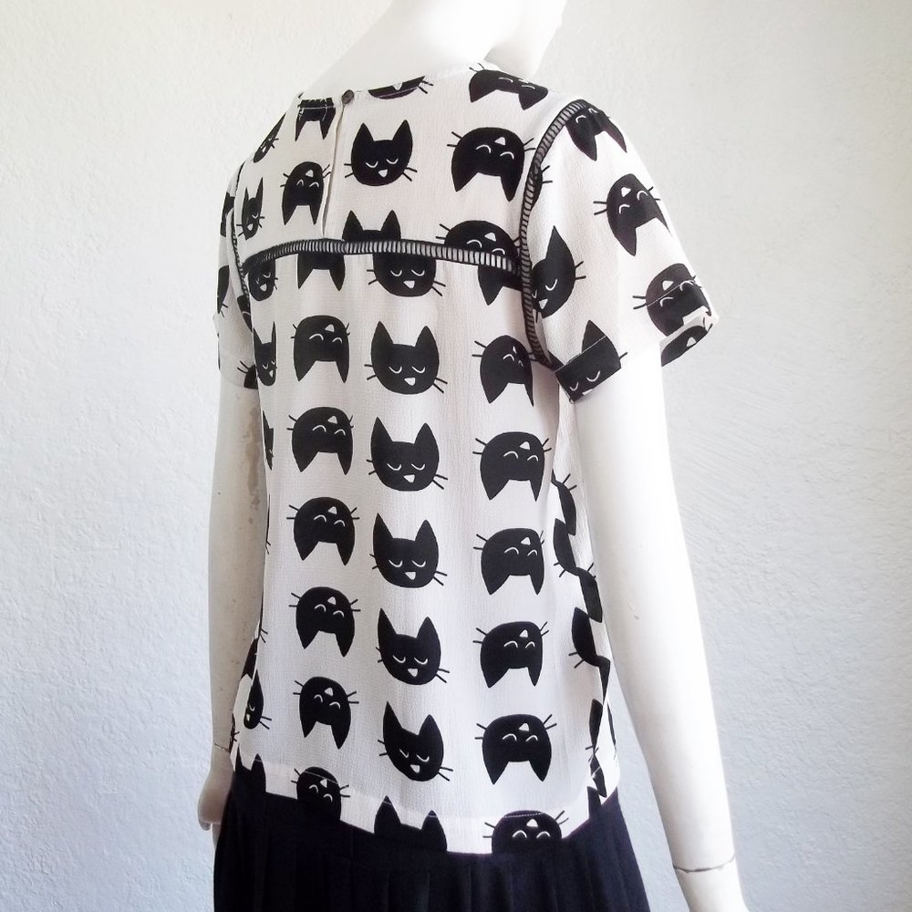 Lily White Black Cat Kitschy Novelty Print w Ladder Stitch Trim Crepe Blouse S - Picture 5 of 11